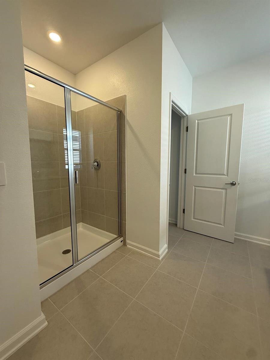 Image 19 of 43 For 6044 Zen Way