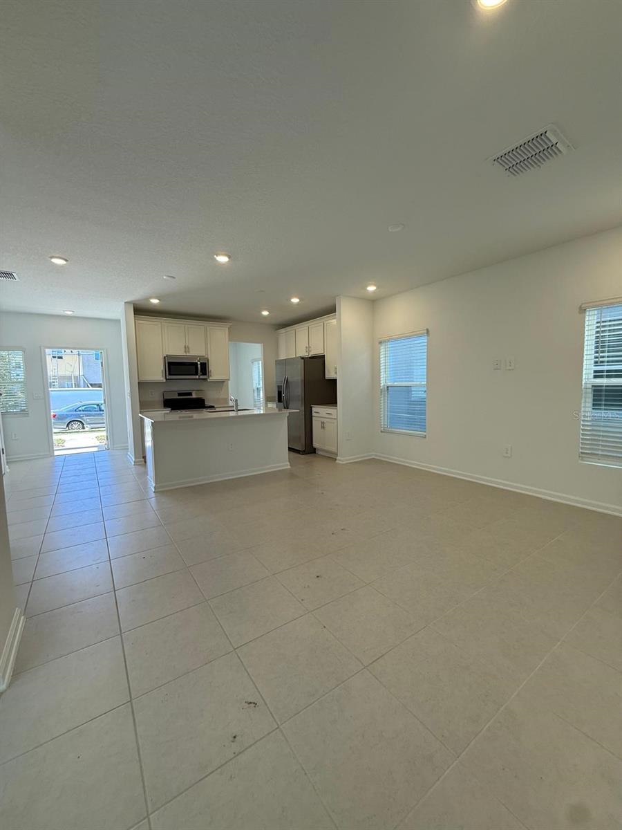 Image 9 of 43 For 6044 Zen Way