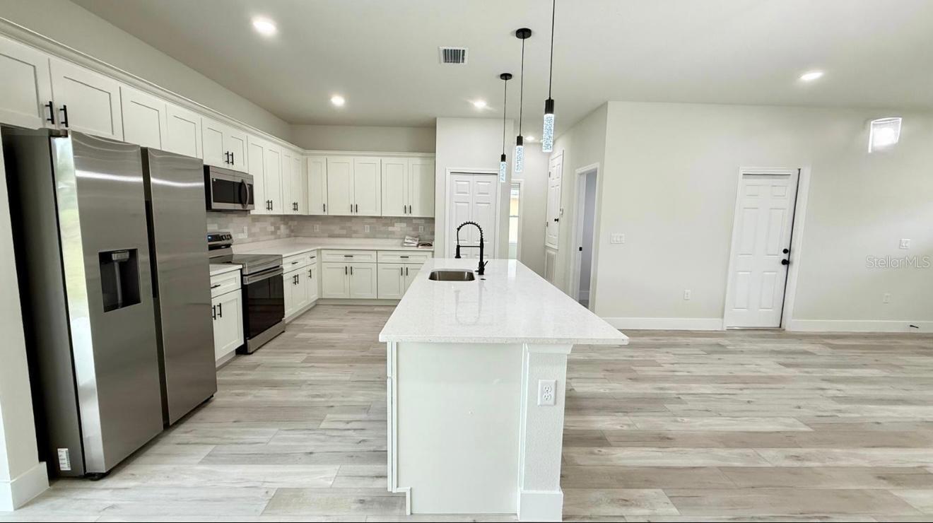 Image 20 of 39 For 495 Marion Oaks Manor