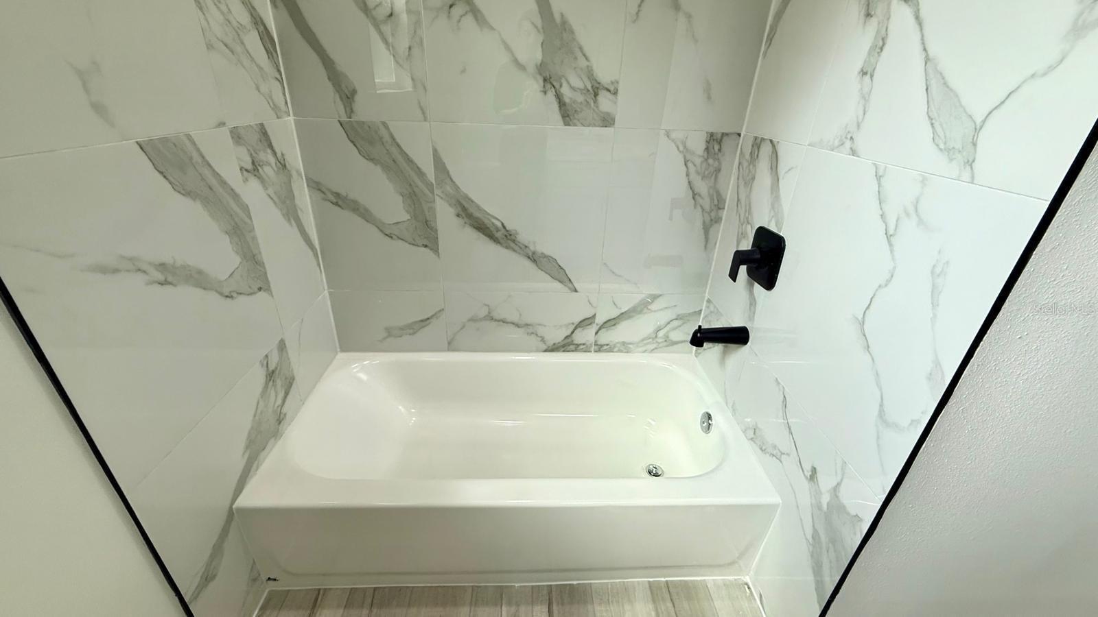 Image 25 of 39 For 495 Marion Oaks Manor