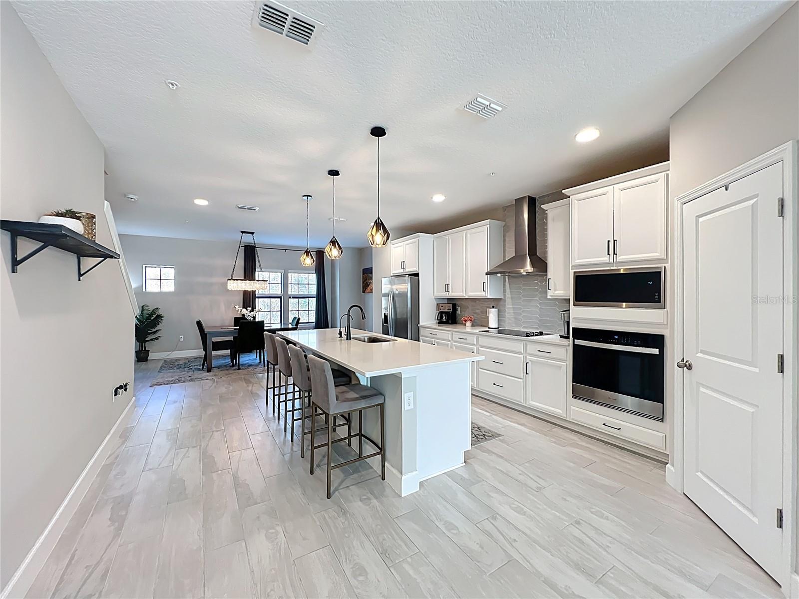 Image 28 of 63 For 1262 Spotted Sandpiper Loop