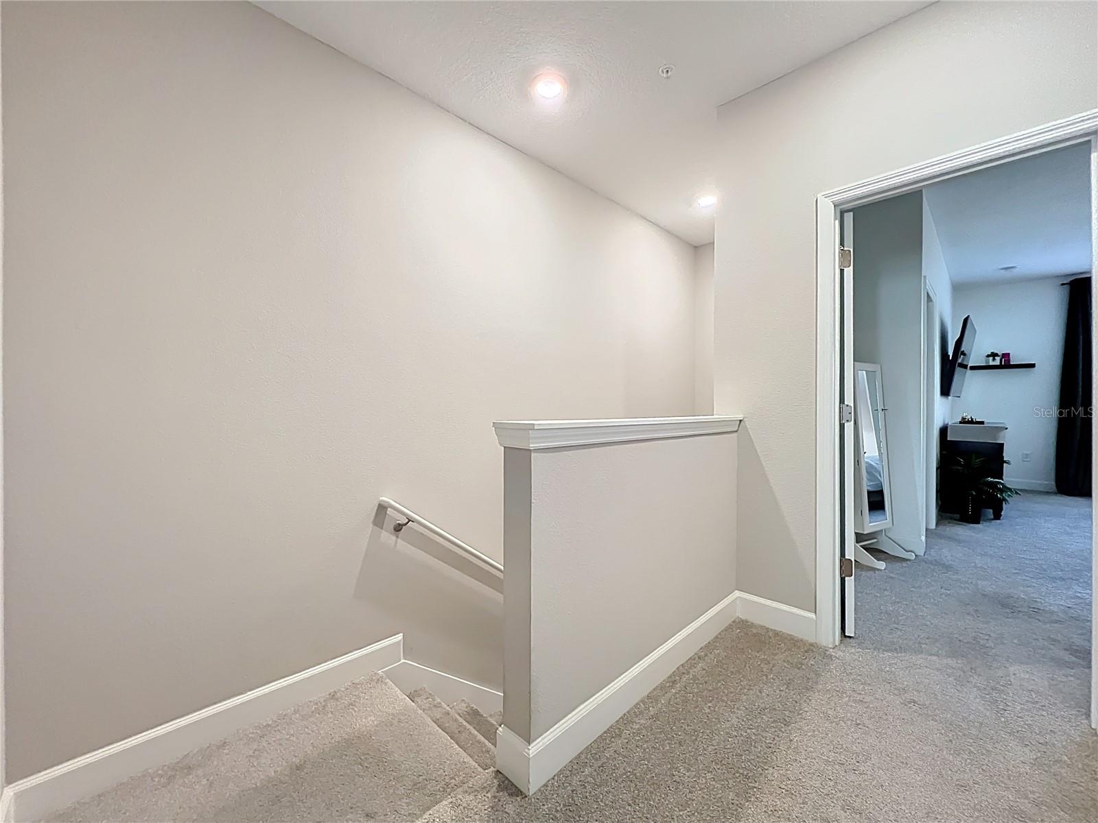 Image 38 of 63 For 1262 Spotted Sandpiper Loop