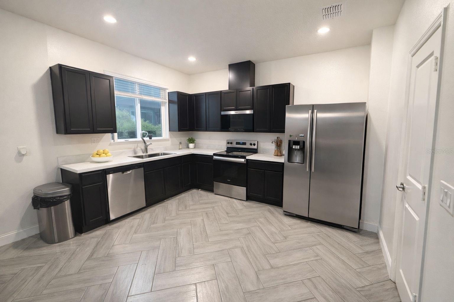 Image 2 of 17 For 3678 Grappler Circle Se