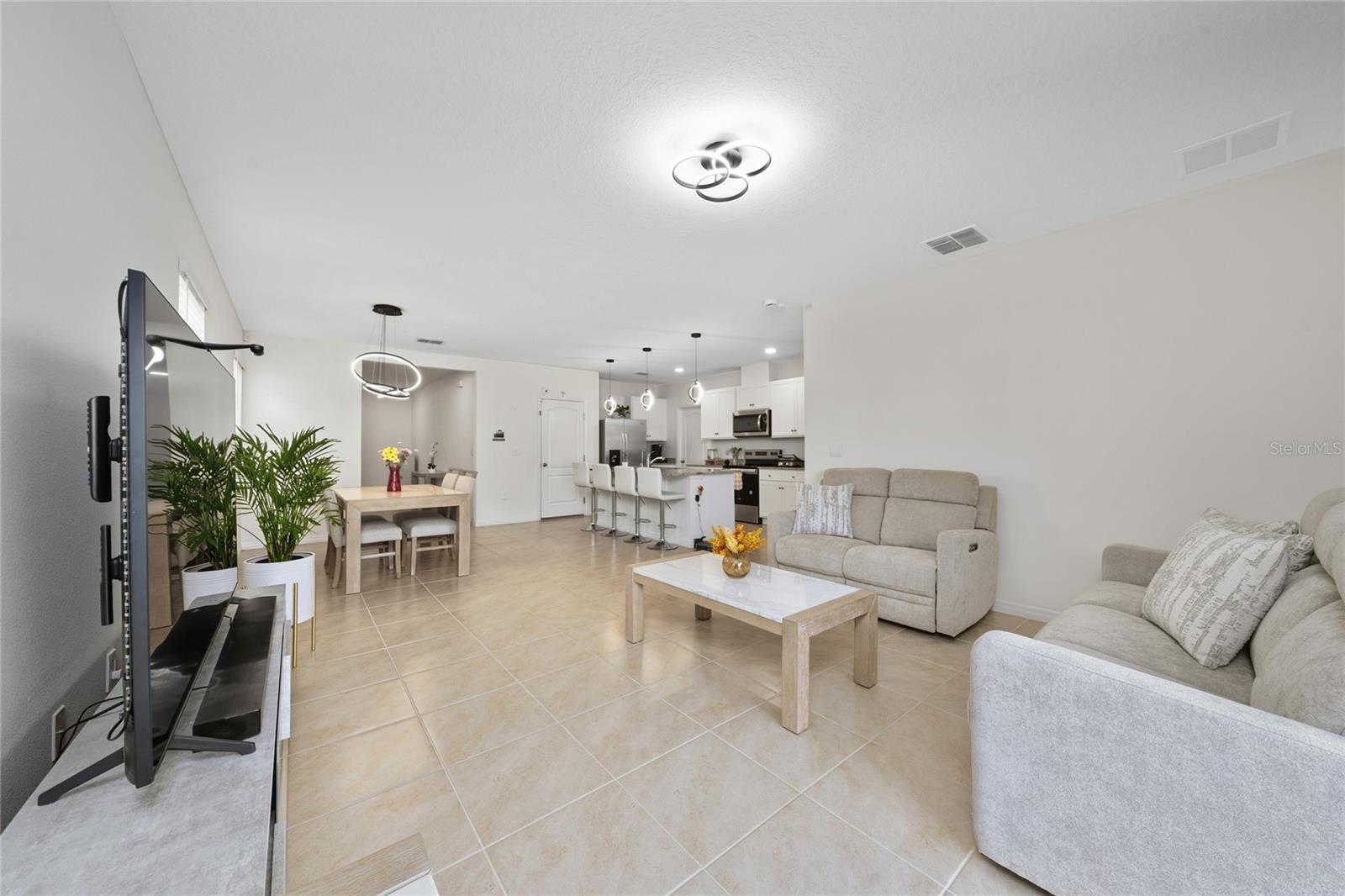 Image 11 of 32 For 2815 Moulin Road