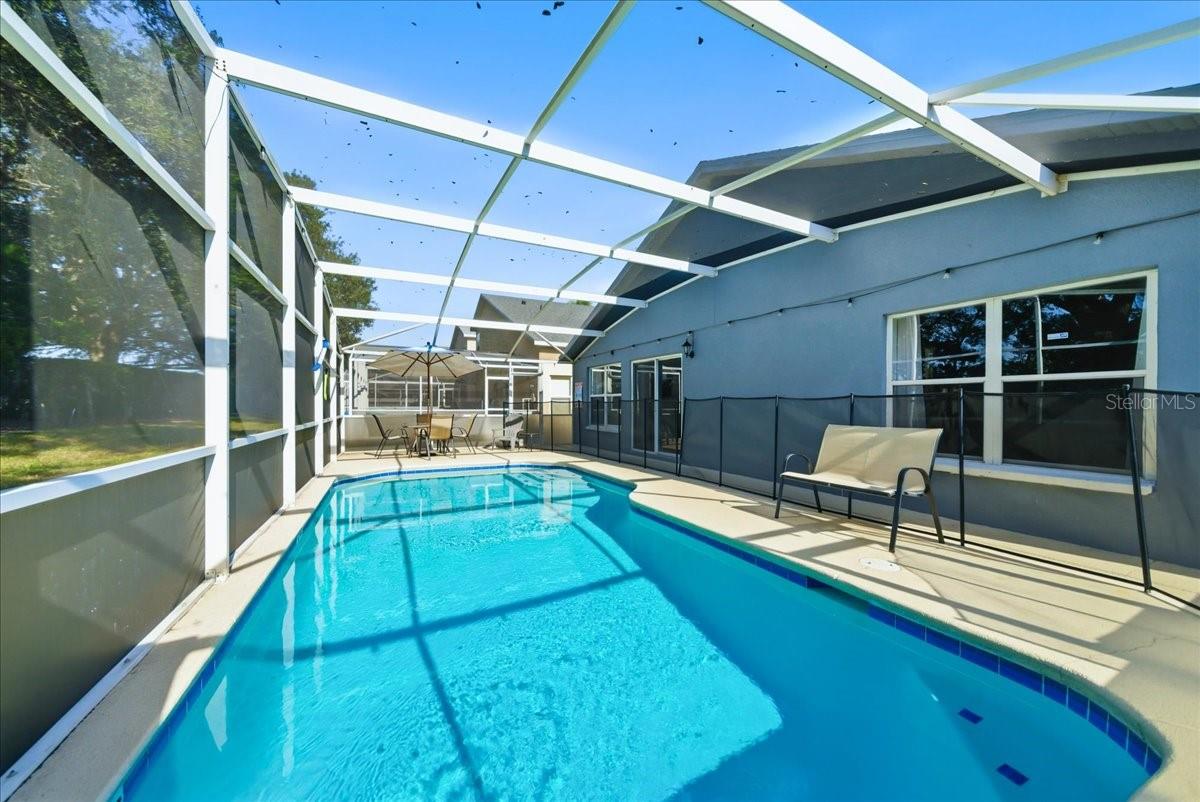 Image 11 of 45 For 632 Bloomingdale Drive