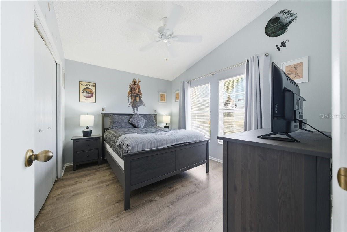 Image 23 of 45 For 632 Bloomingdale Drive