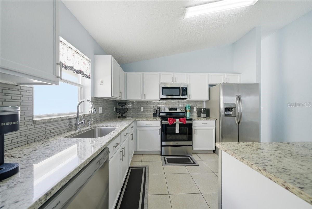 Image 29 of 45 For 632 Bloomingdale Drive