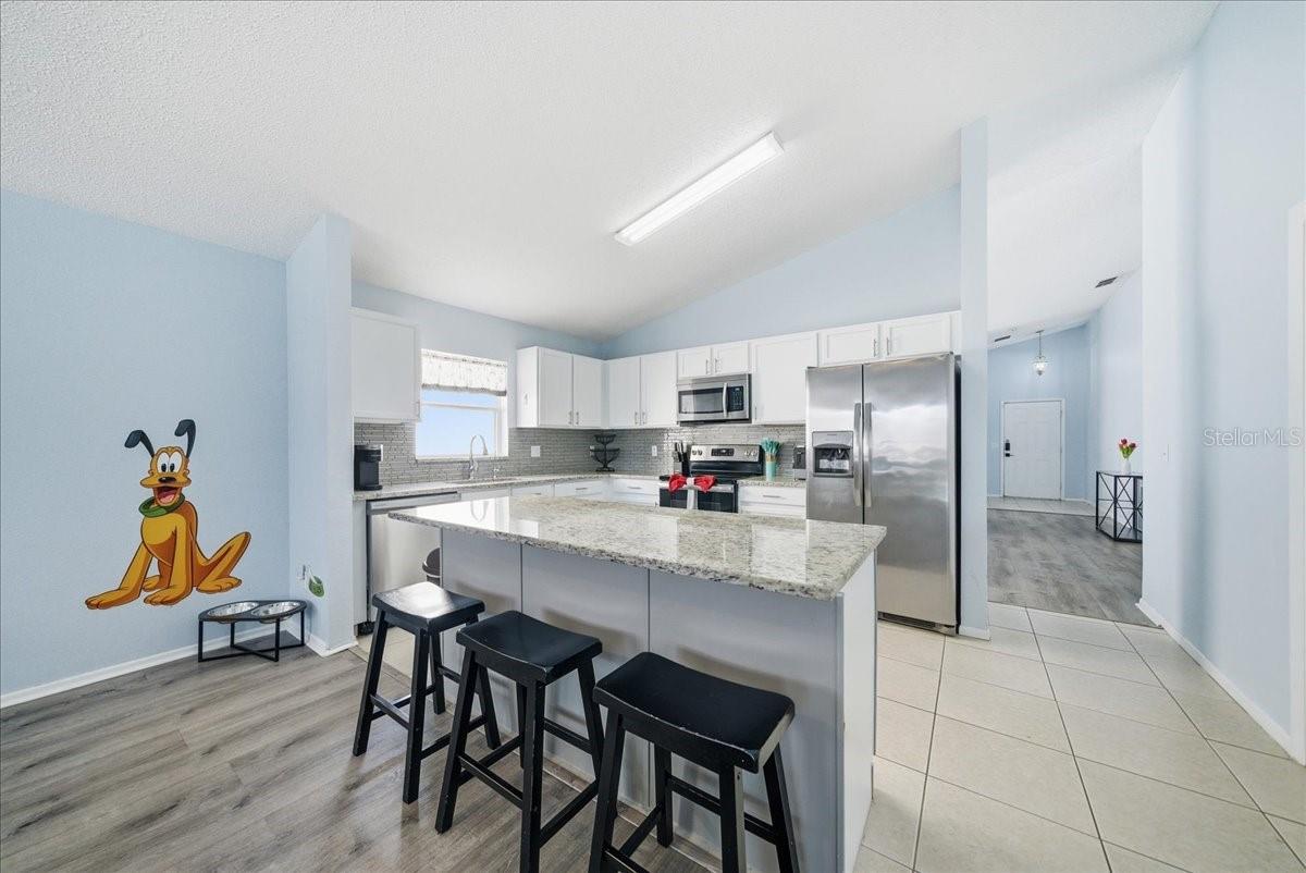 Image 30 of 45 For 632 Bloomingdale Drive