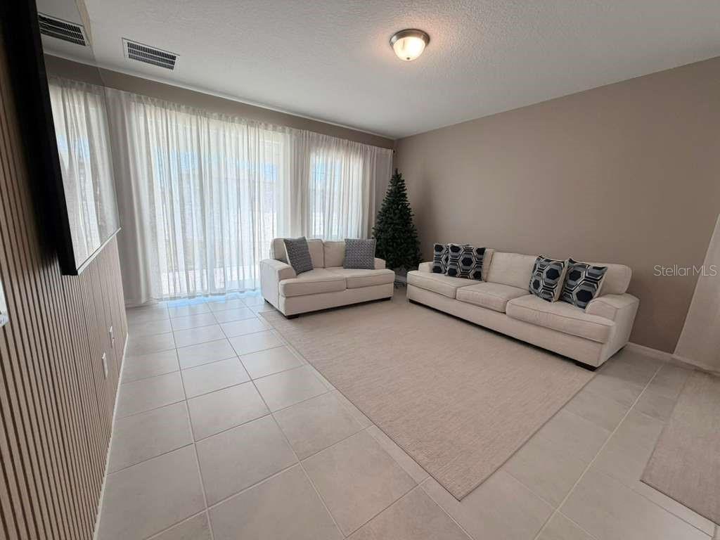 Image 6 of 24 For 2293 Treasure Hill Street