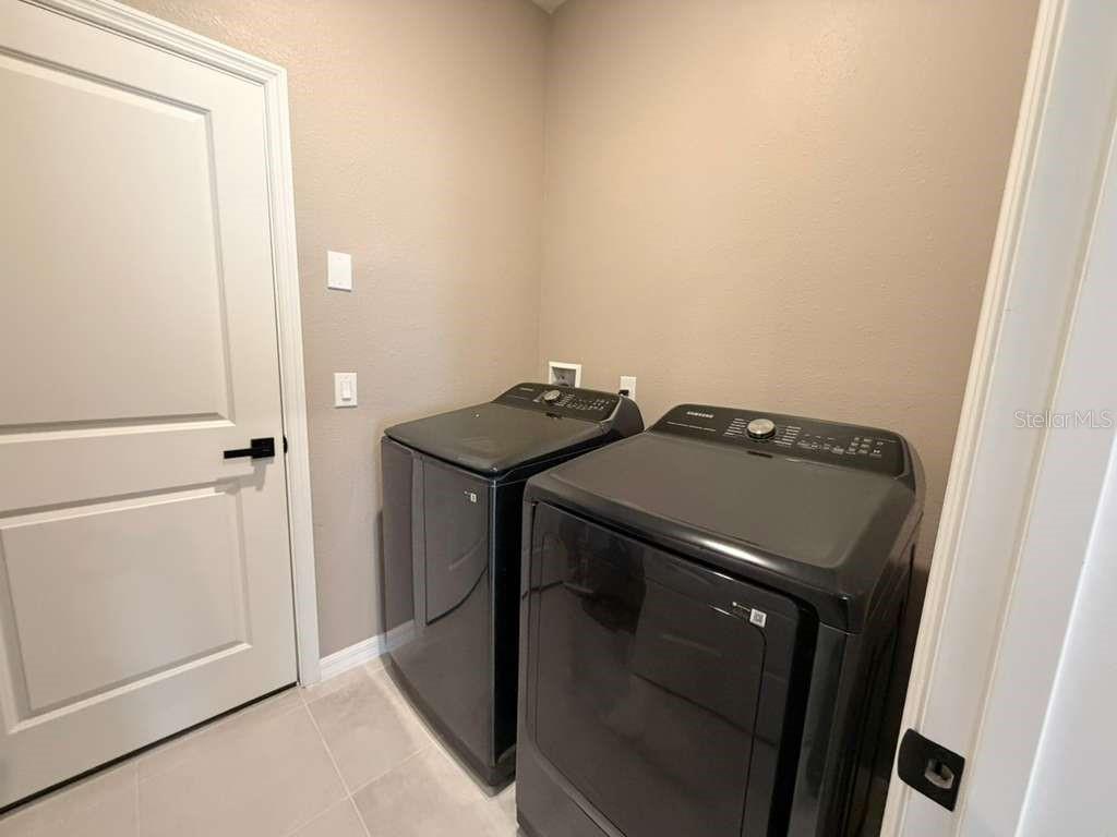 Image 8 of 24 For 2293 Treasure Hill Street