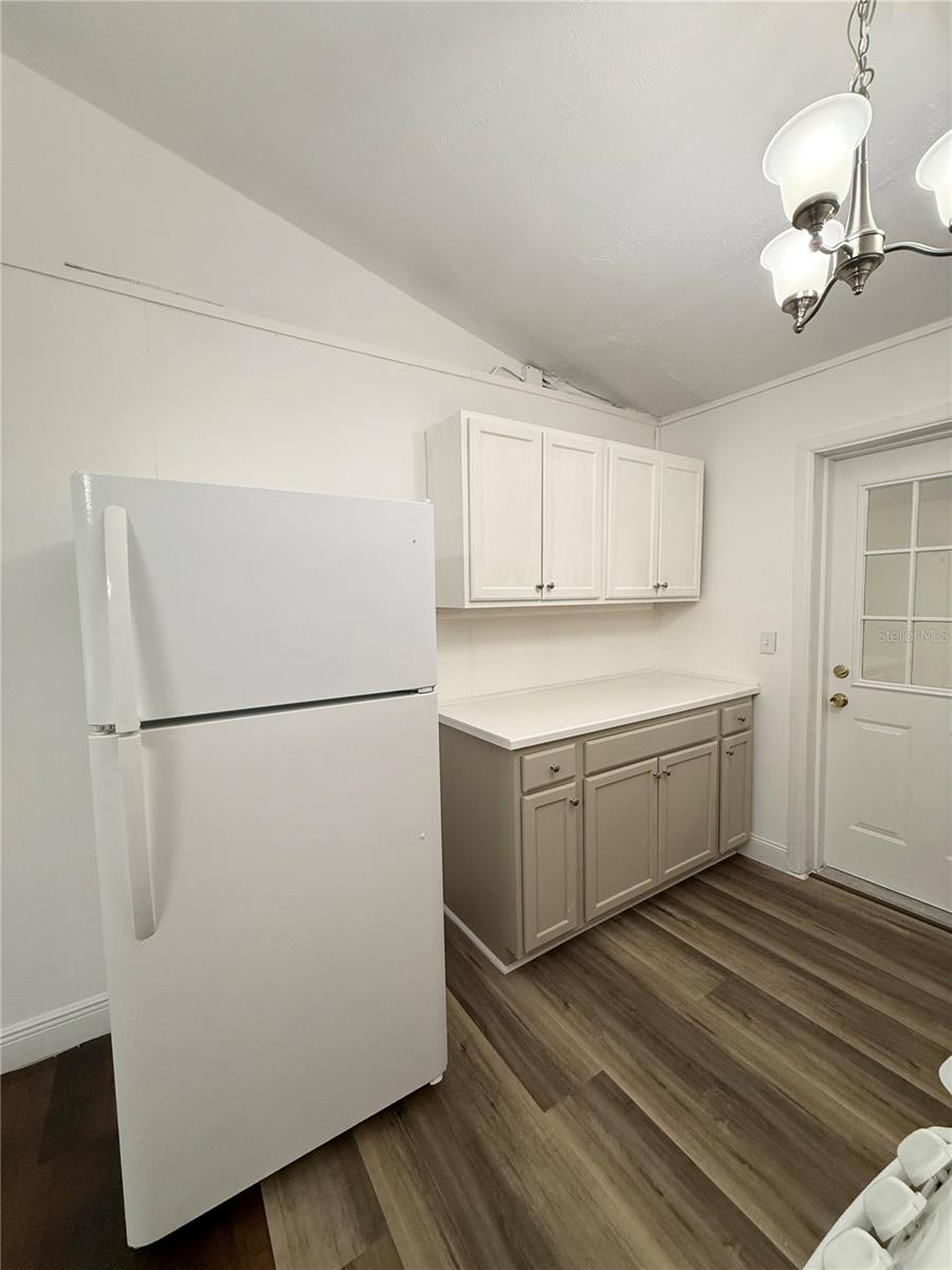 Image 14 of 23 For 665 Lake Apopka Boulevard