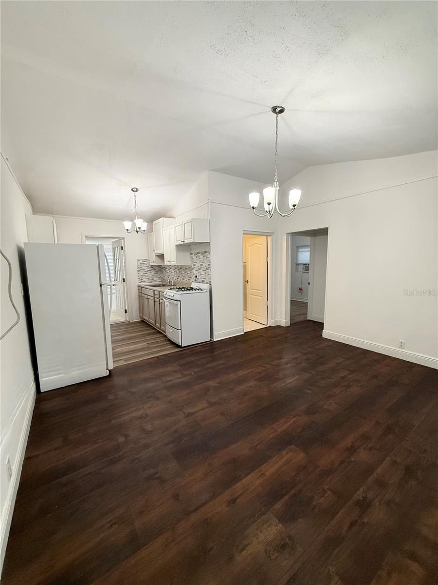 Image 8 of 23 For 665 Lake Apopka Boulevard