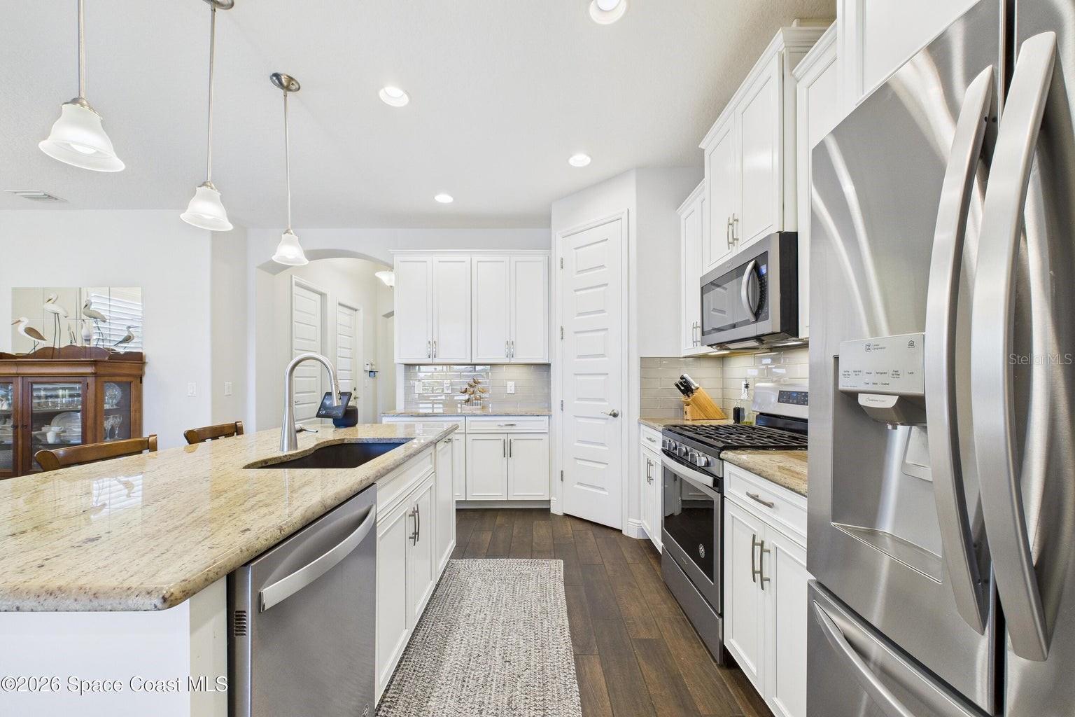 Image 10 of 50 For 7663 Poulicny Lane