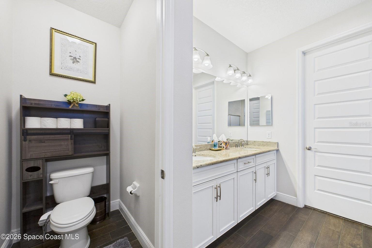 Image 22 of 50 For 7663 Poulicny Lane