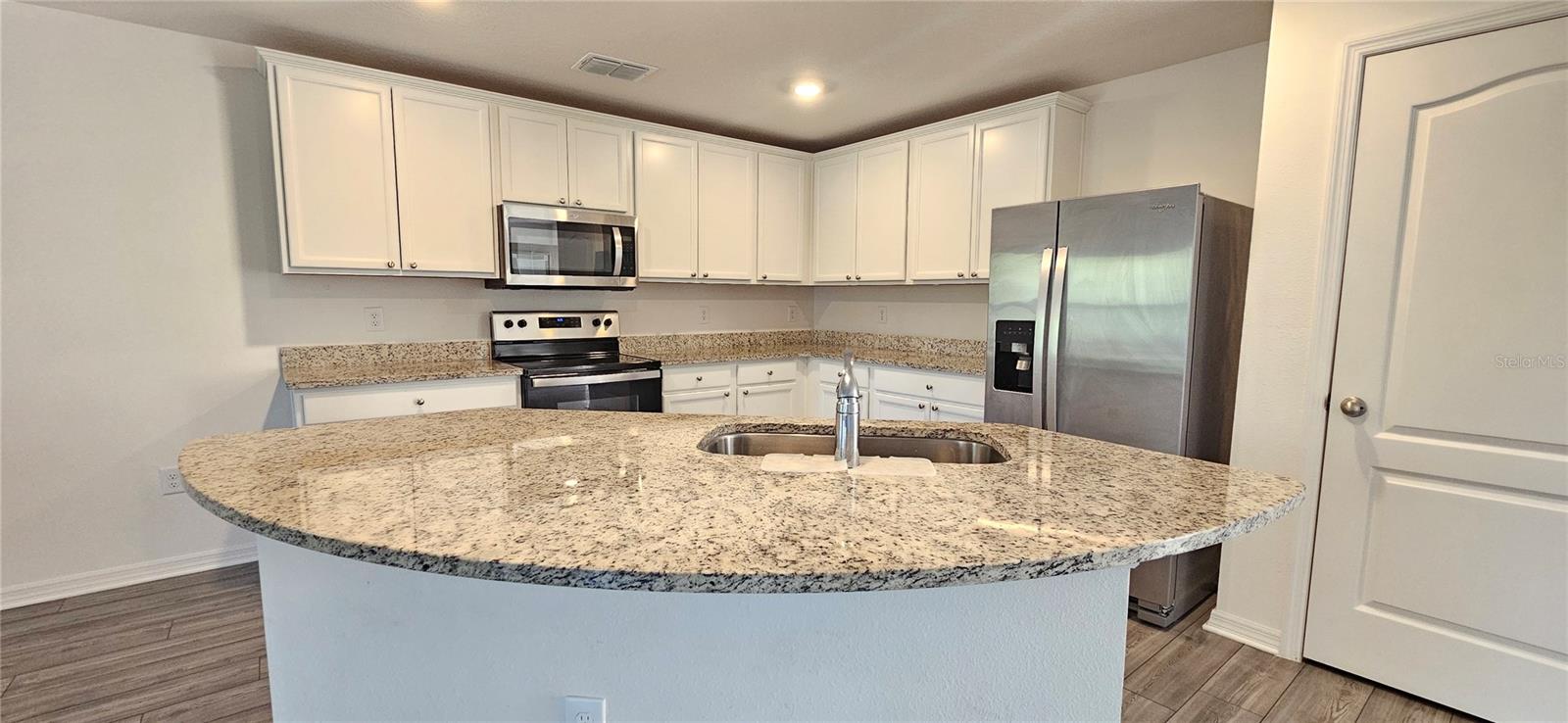 Image 5 of 13 For 667 Bay Leaf Drive