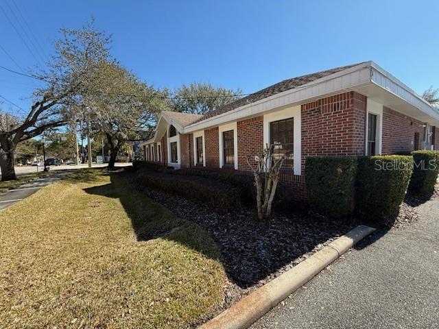 Image 10 of 23 For 326 Mills Avenue