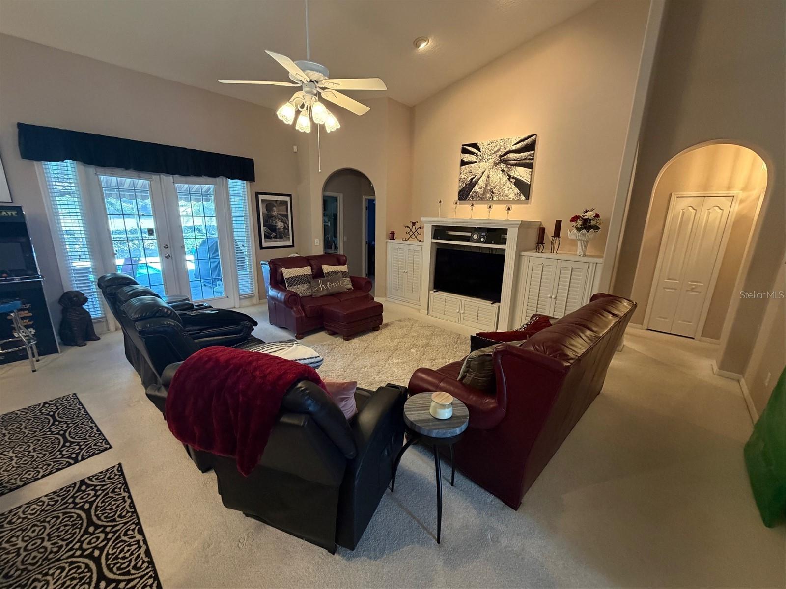 Image 3 of 5 For 816 Mystic Oak Place