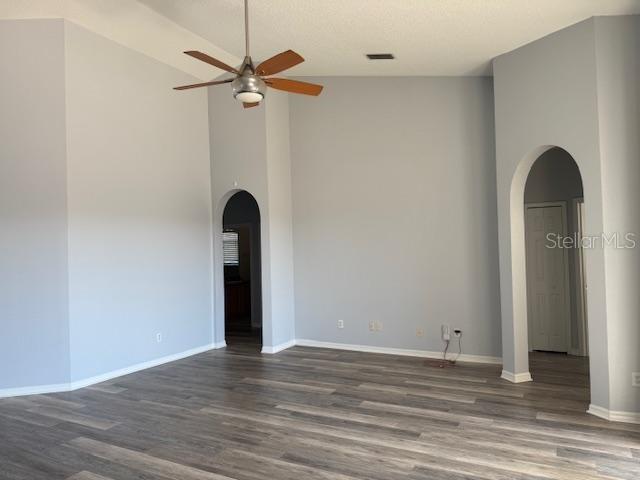 Image 12 of 47 For 170 Cedar Springs Circle