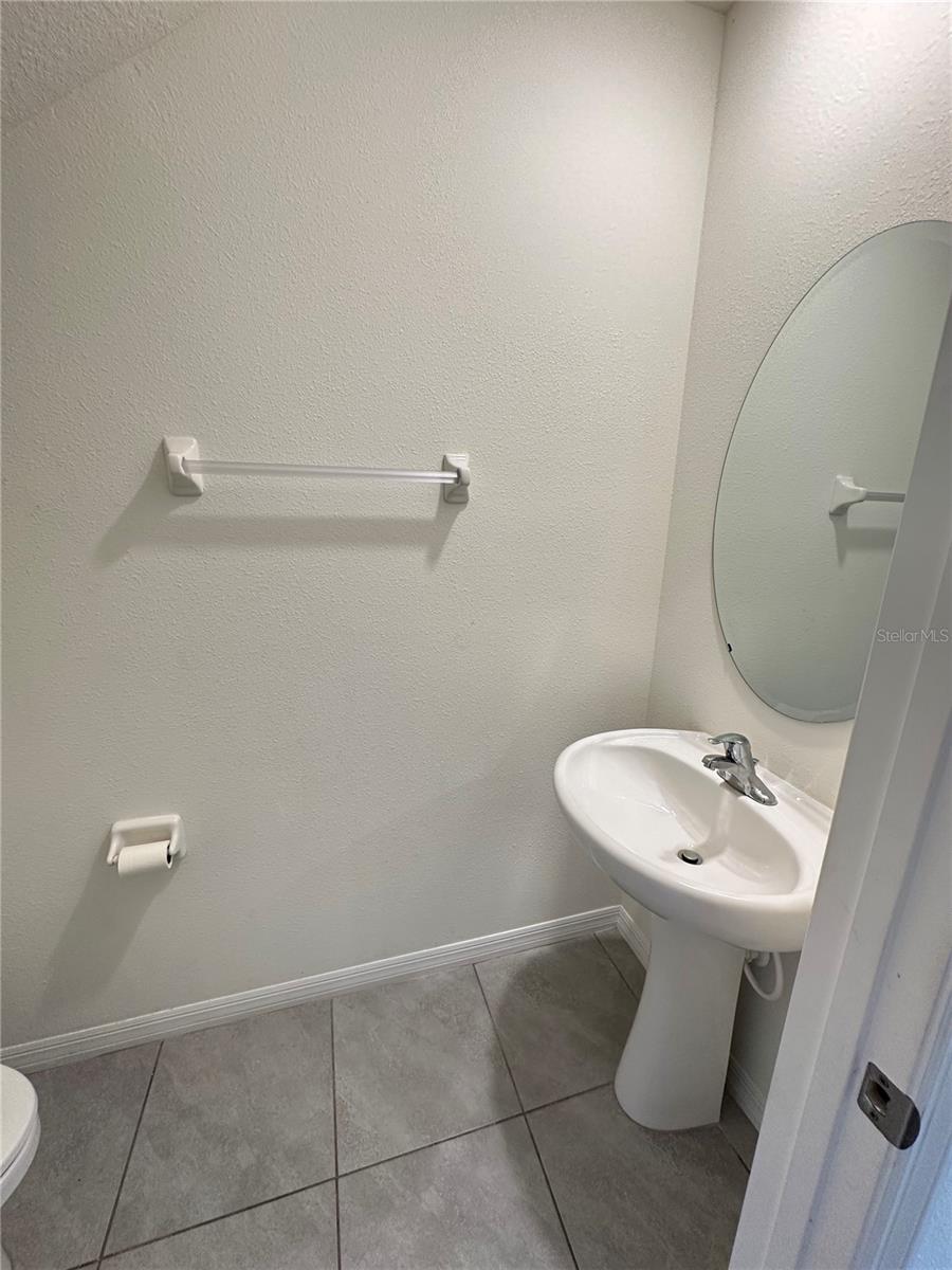 Image 7 of 21 For 30915 Penny Surf Loop