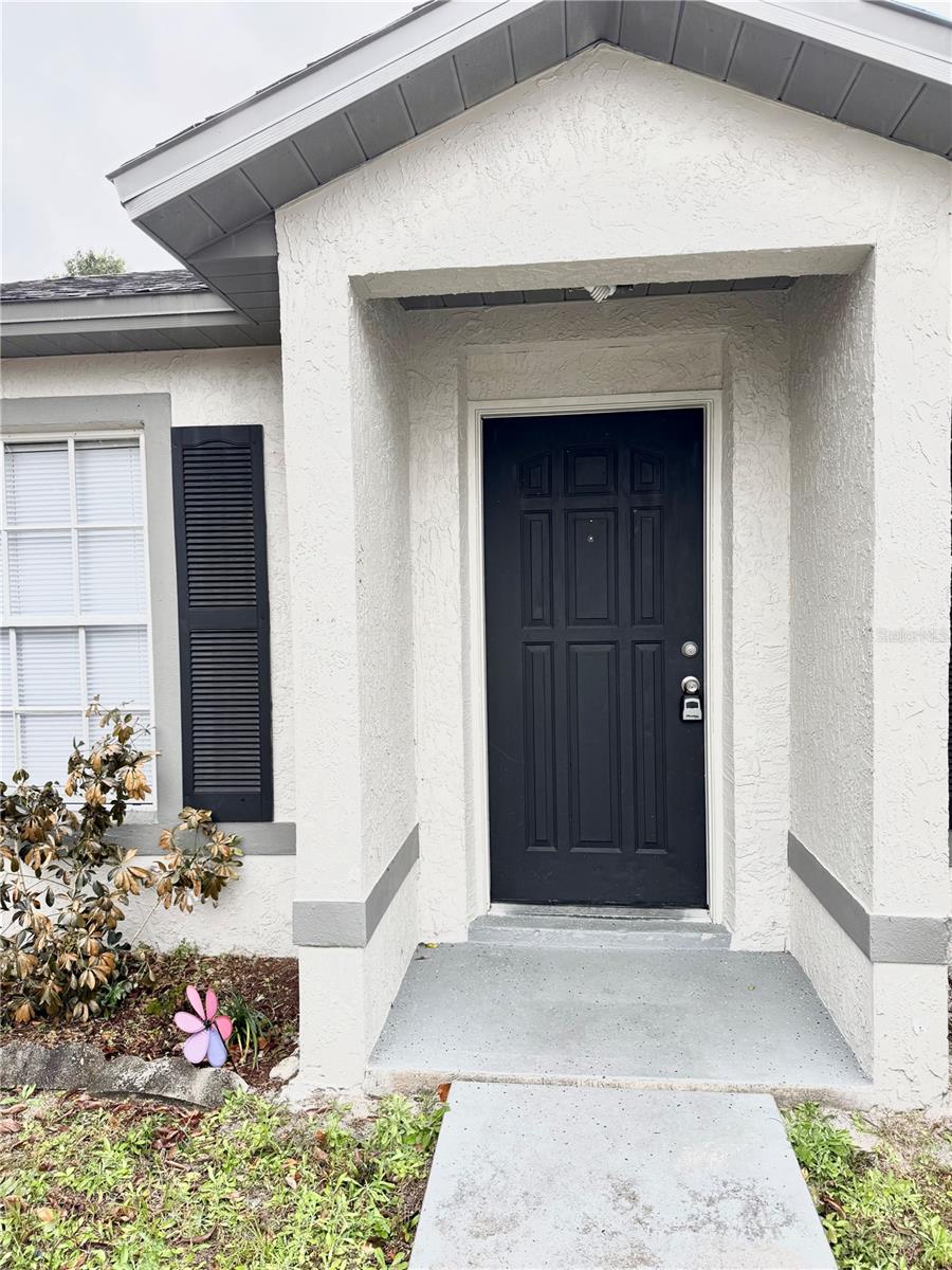 Image 3 of 19 For 2725 Windsor Heights Street