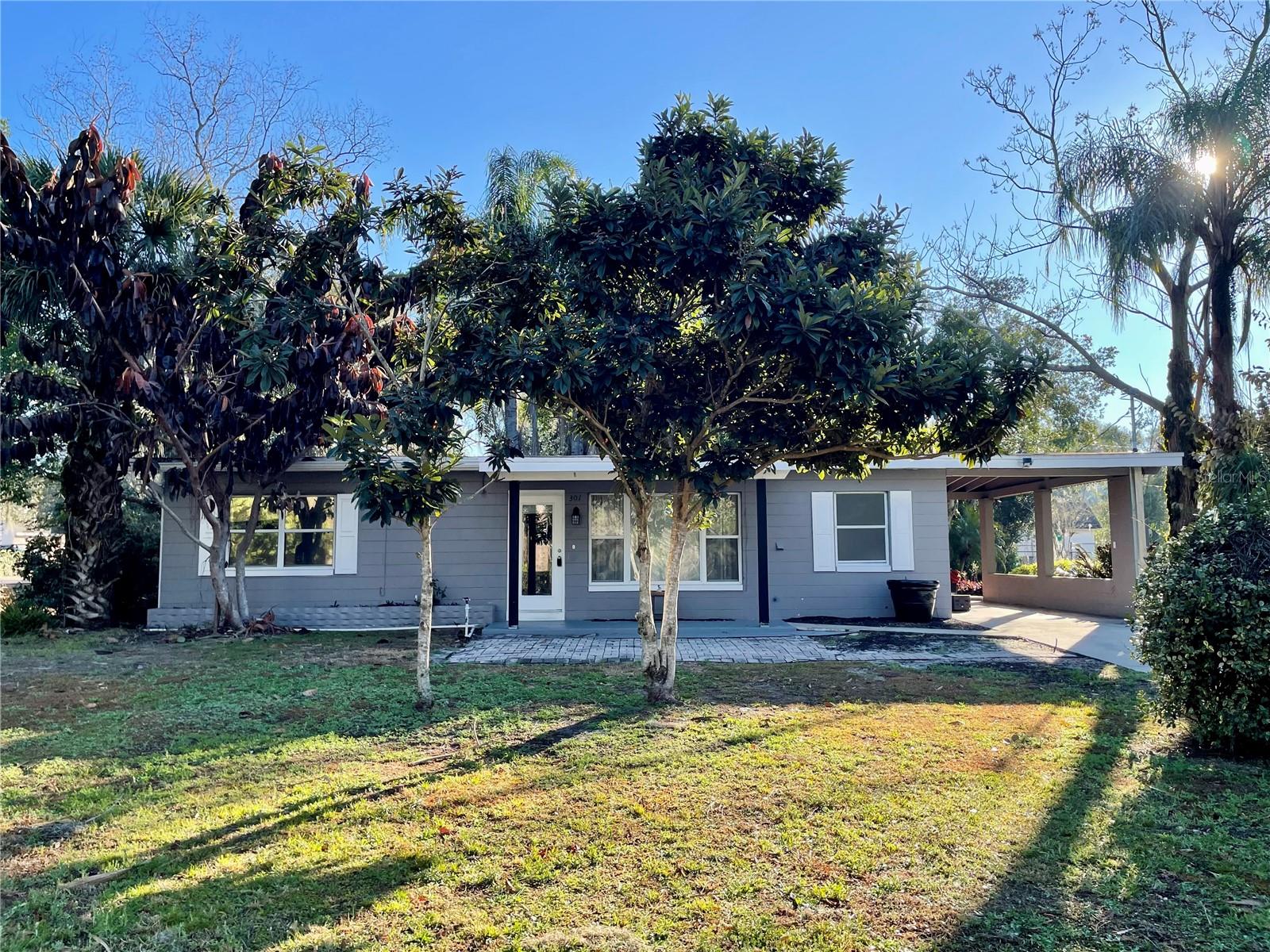 Image 3 of 37 For 301 Avenue E