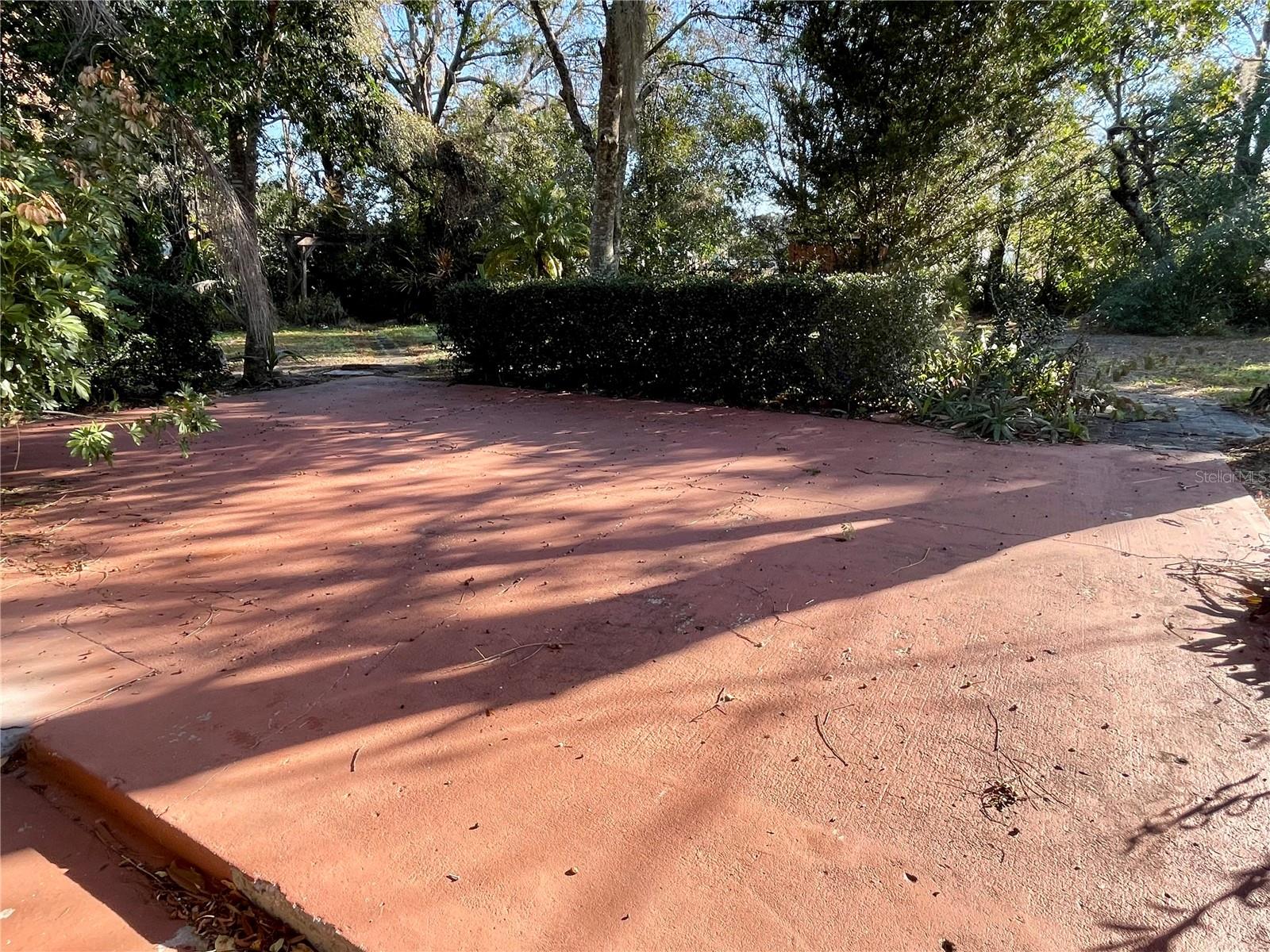 Image 30 of 37 For 301 Avenue E