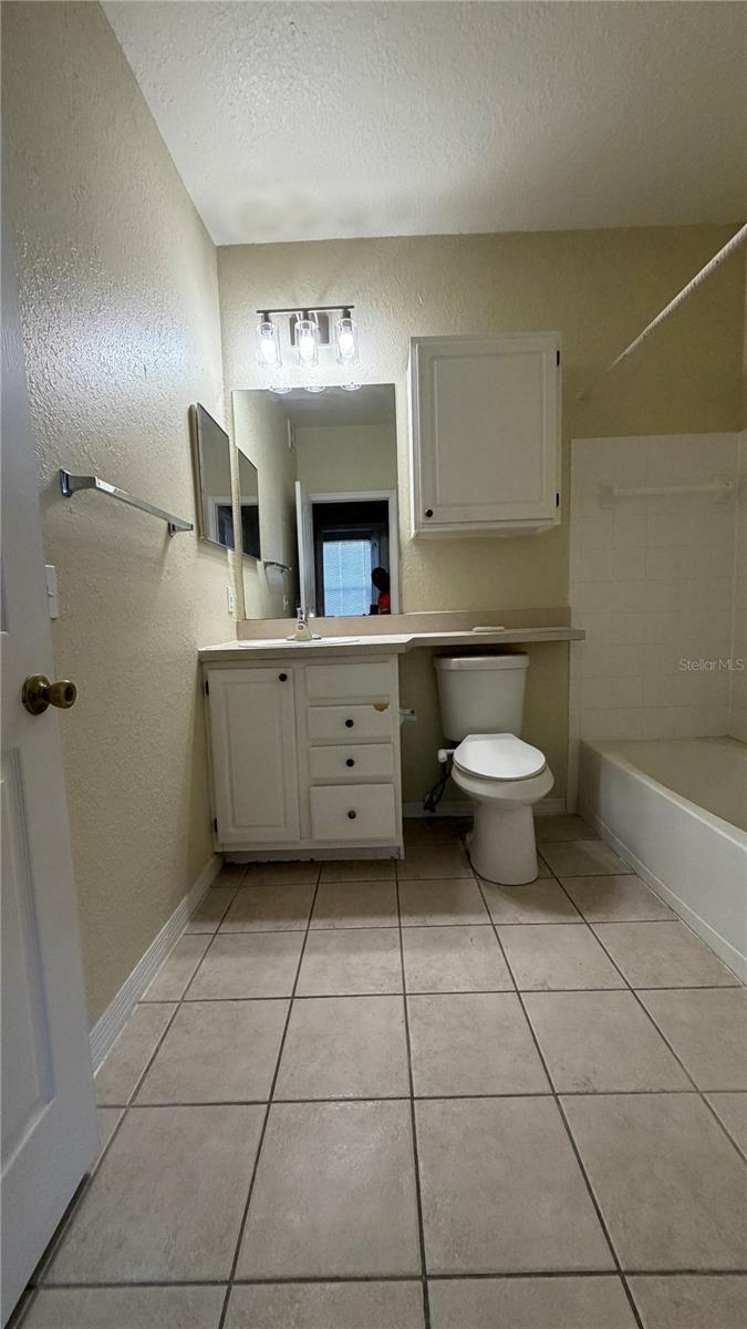 Image 18 of 29 For 2537 Maitland Crossing Way 303