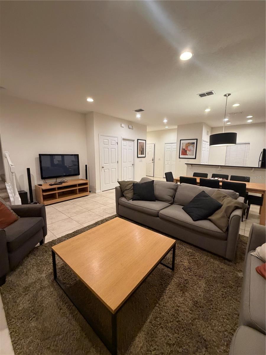 Image 14 of 15 For 3022 Bird Of Paradise Lane