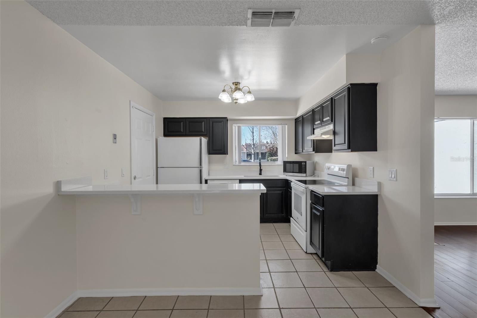 Image 10 of 39 For 10814 Wheaton Court