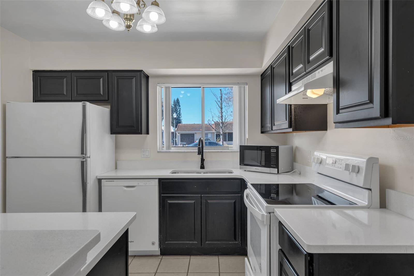 Image 11 of 39 For 10814 Wheaton Court