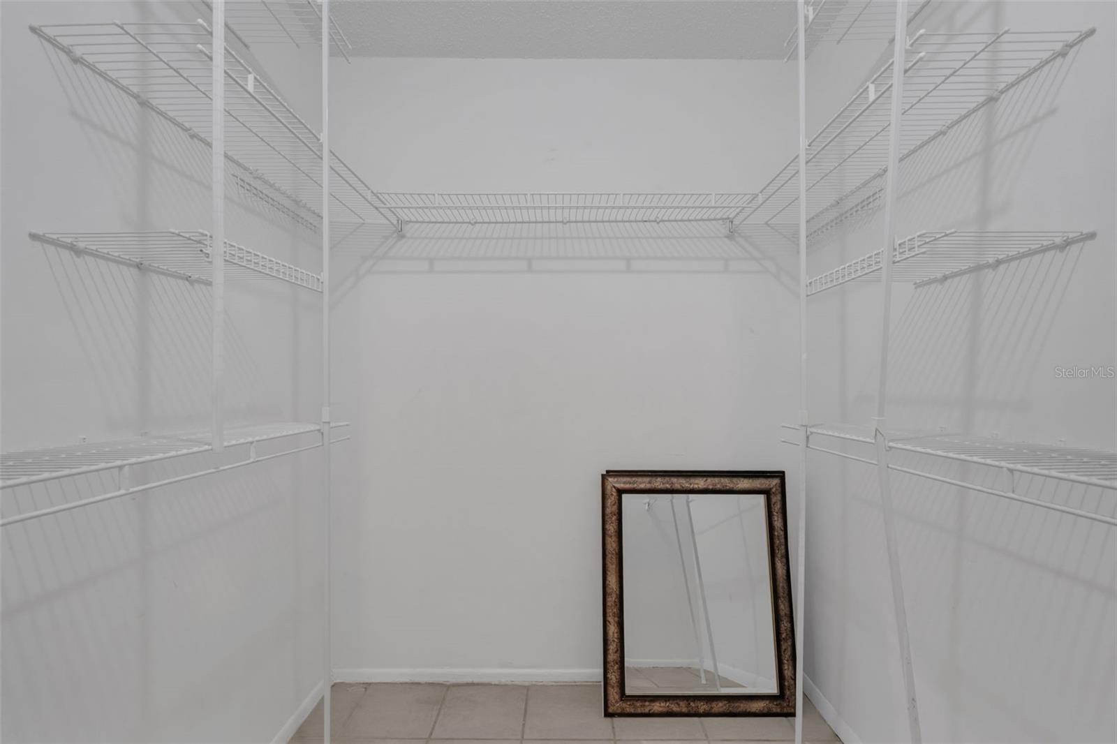 Image 16 of 39 For 10814 Wheaton Court