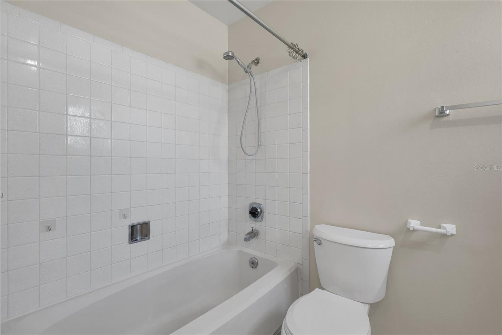 Image 17 of 39 For 10814 Wheaton Court