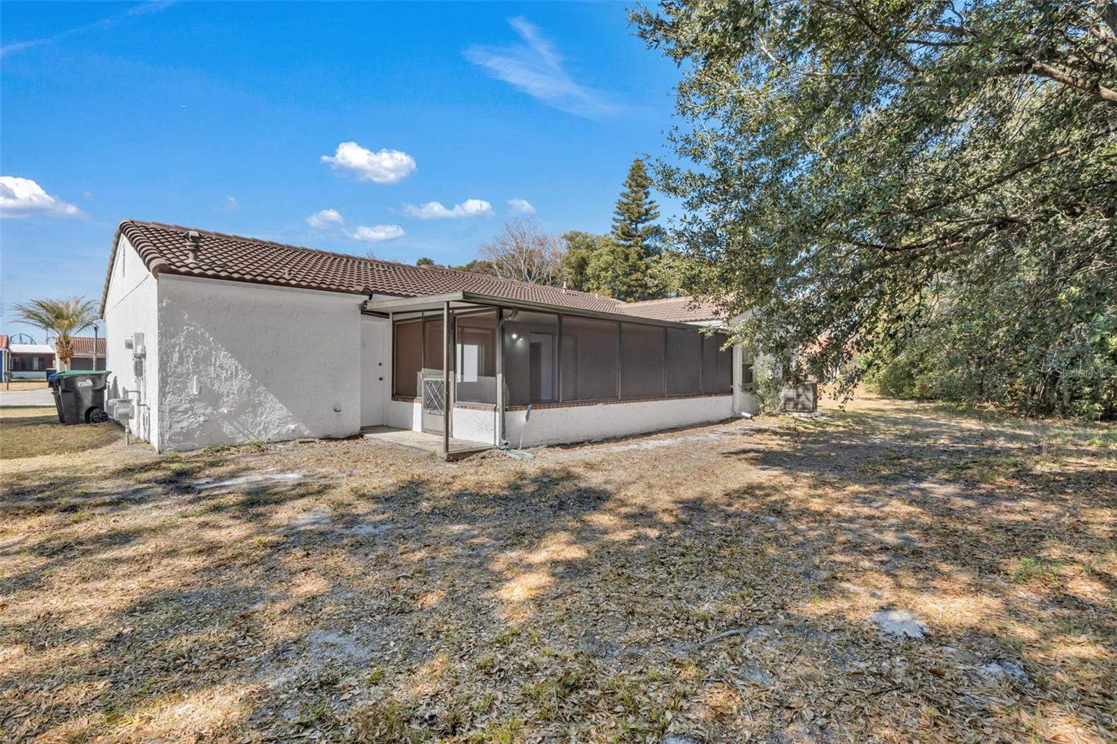 Image 27 of 39 For 10814 Wheaton Court