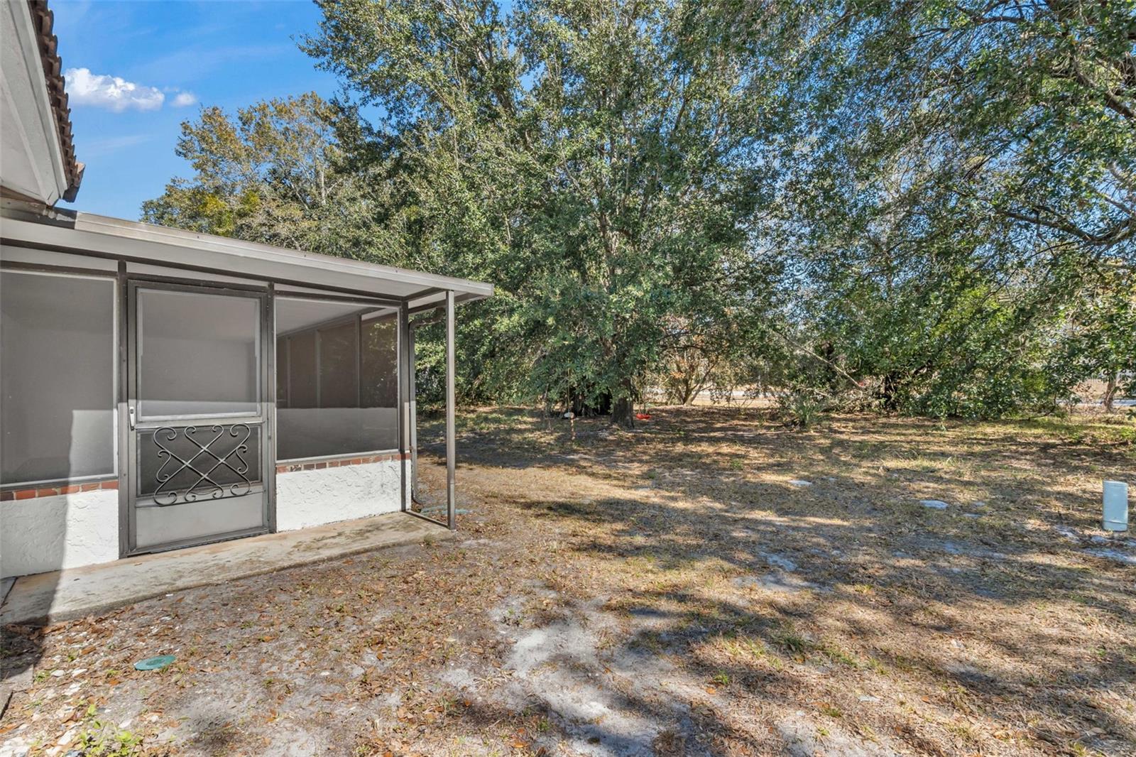 Image 28 of 39 For 10814 Wheaton Court