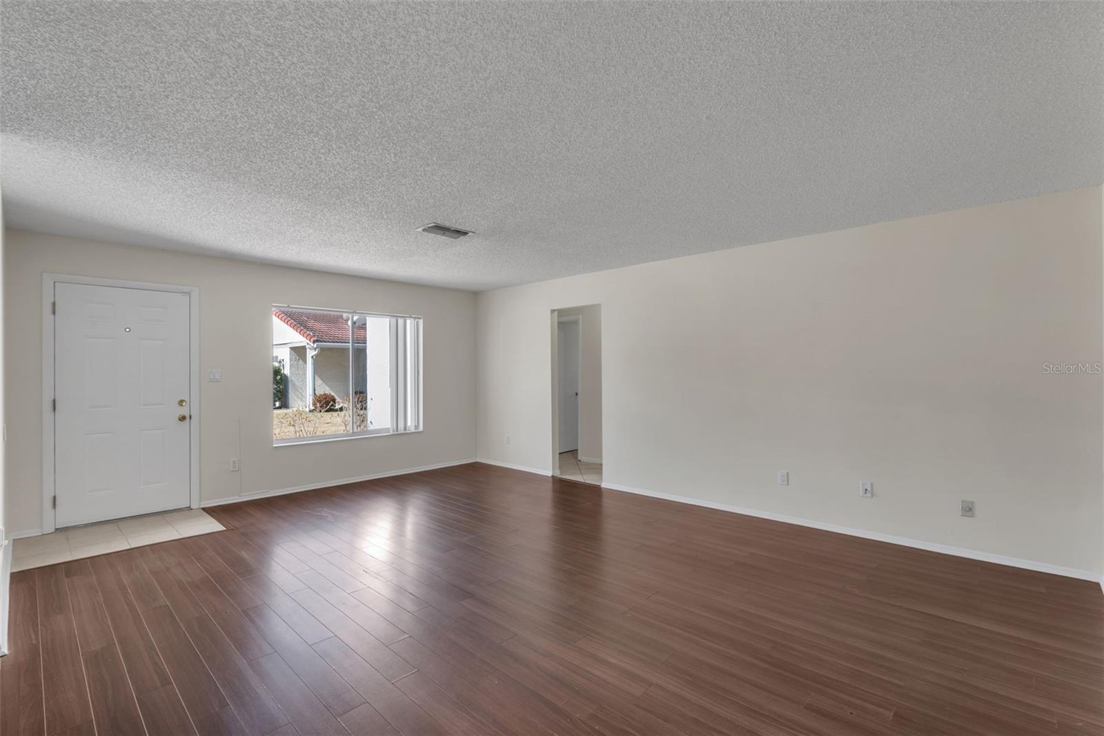 Image 4 of 39 For 10814 Wheaton Court