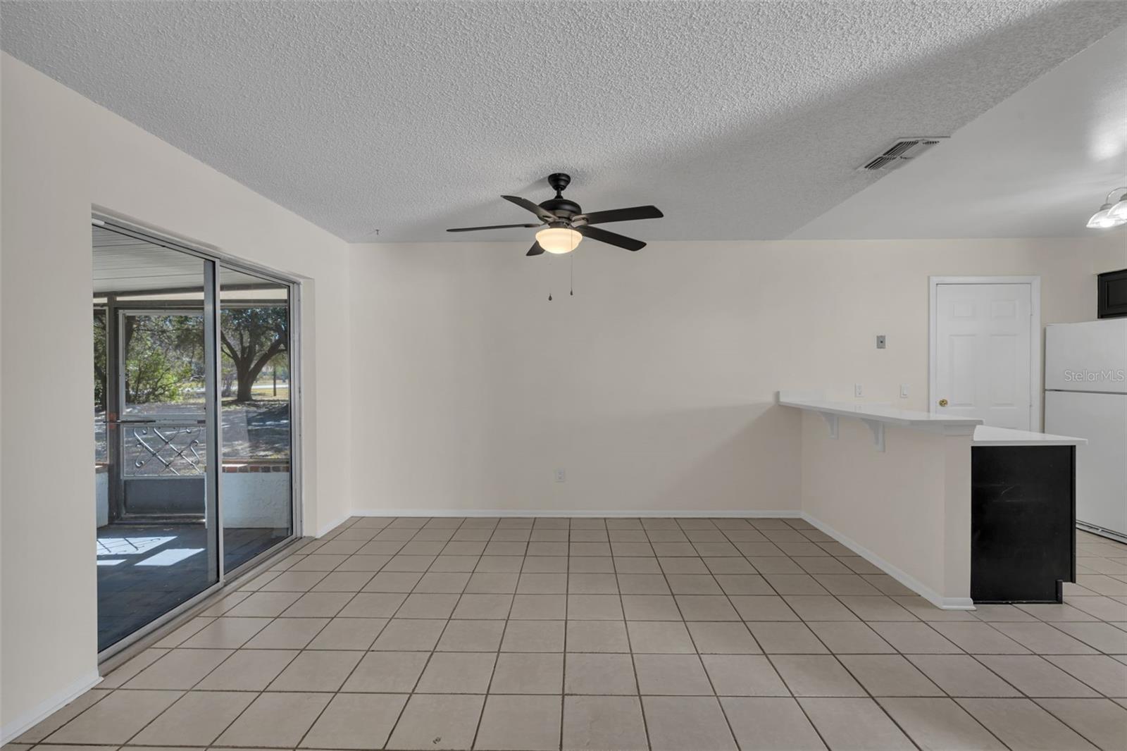 Image 8 of 39 For 10814 Wheaton Court