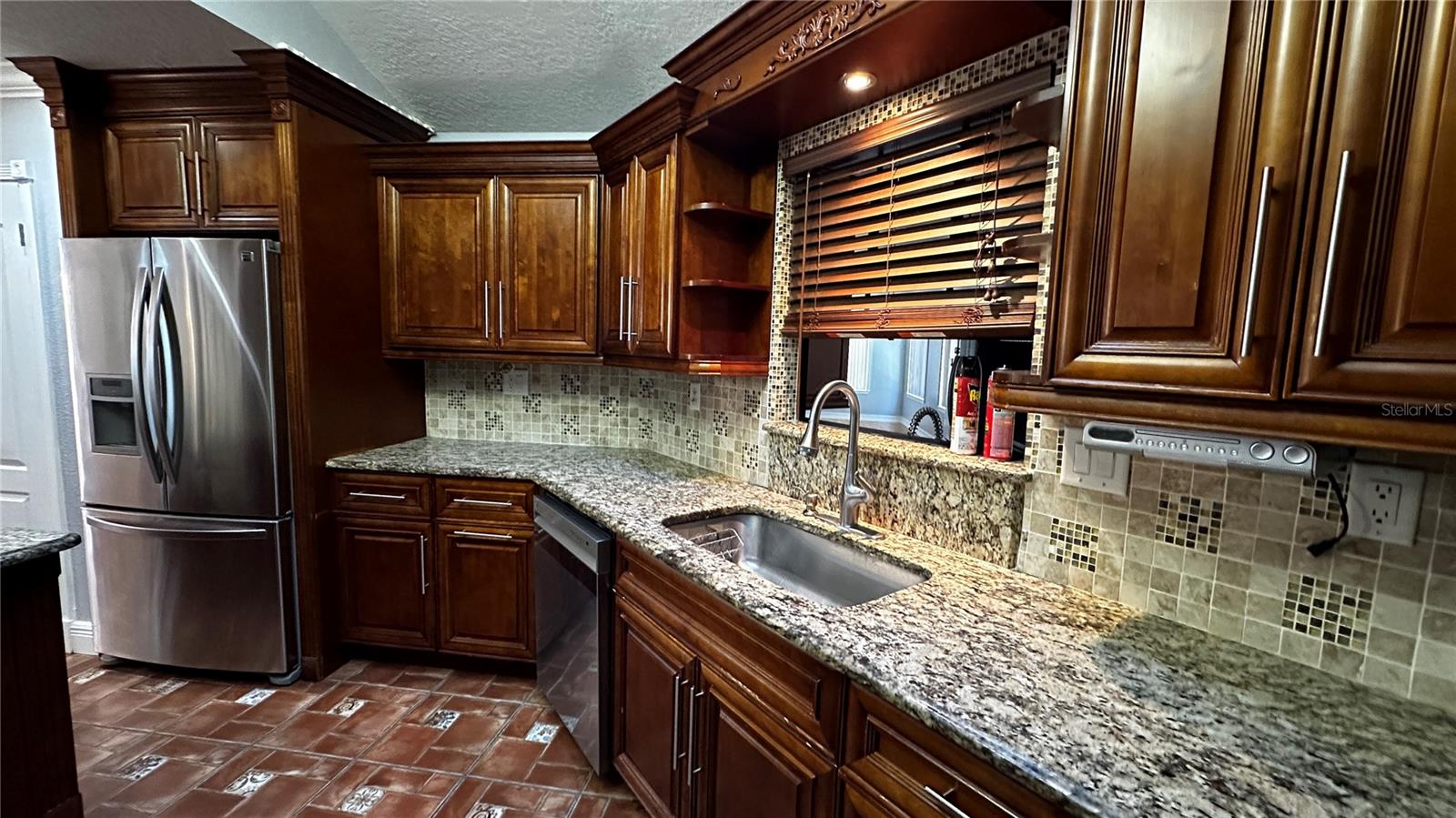 Image 5 of 49 For 2101 Good Homes Road