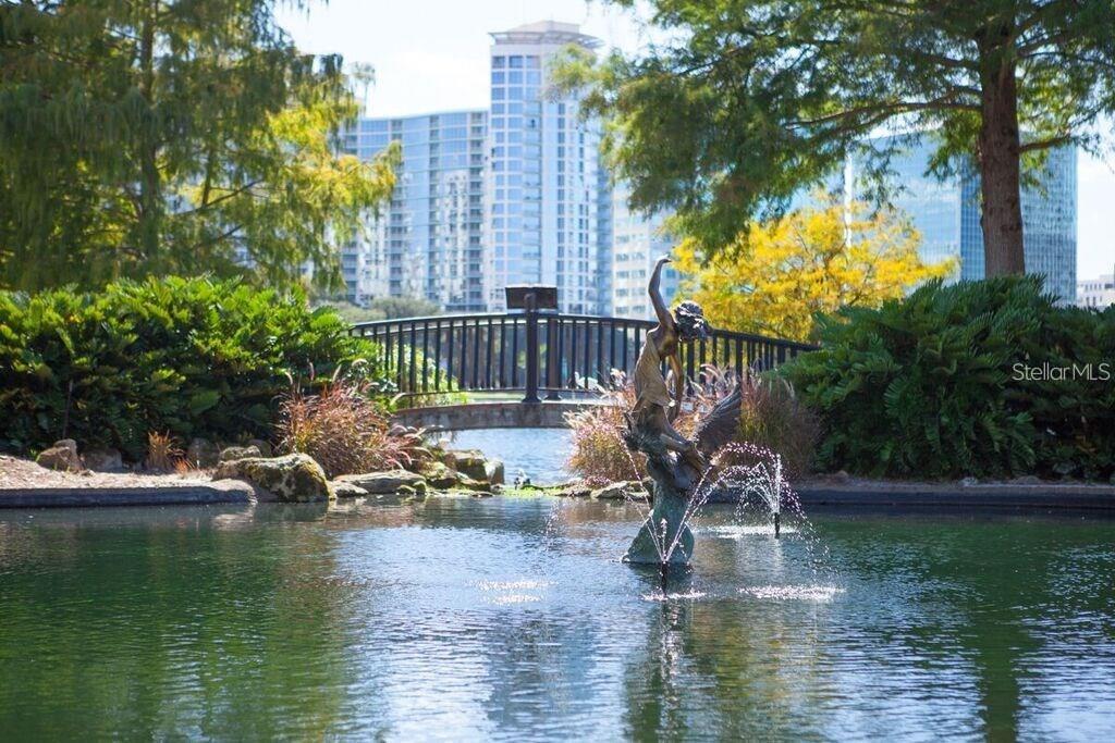 Image 17 of 22 For 613 Ridgewood Street 2