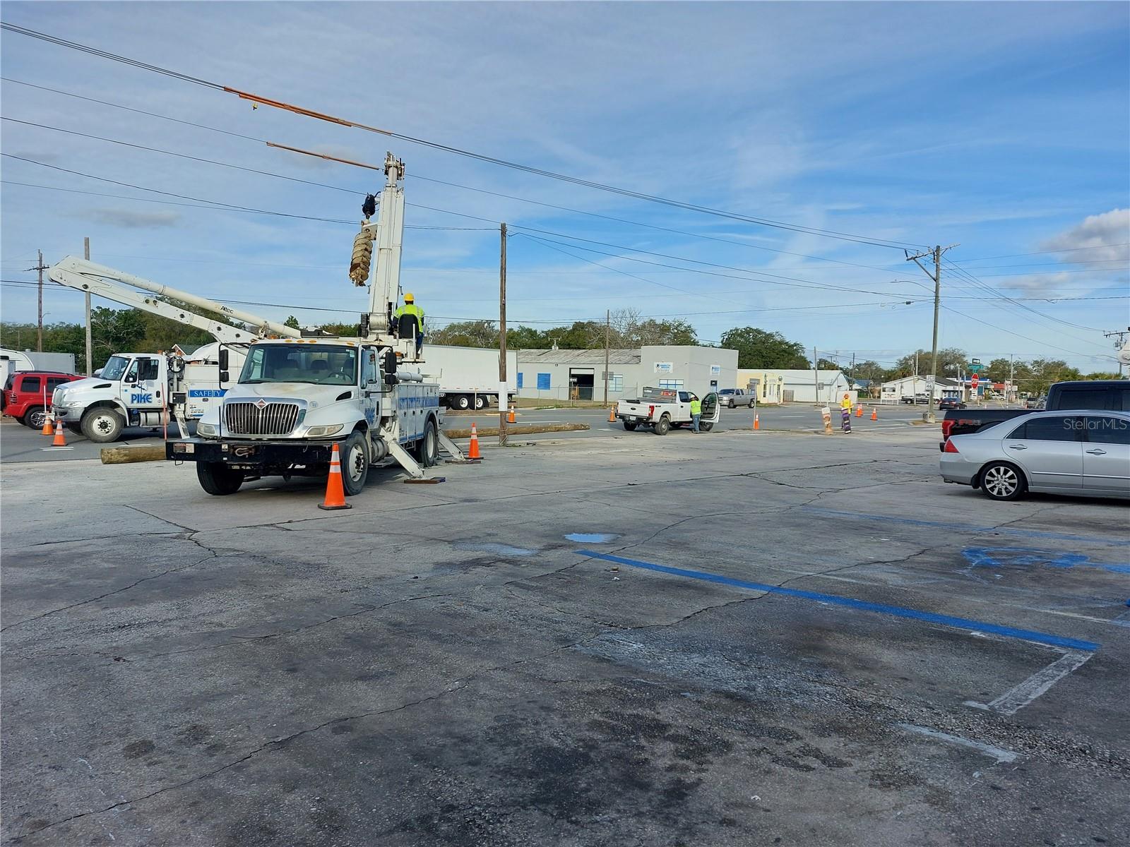 Image 5 of 5 For 2399 Us 1  