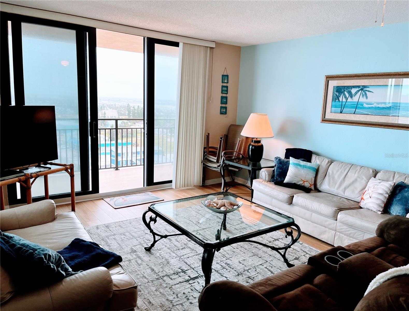 Image 3 of 10 For 3051 Atlantic Avenue J010