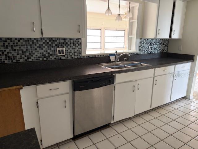 Image 3 of 20 For 2233 Normandy Boulevard