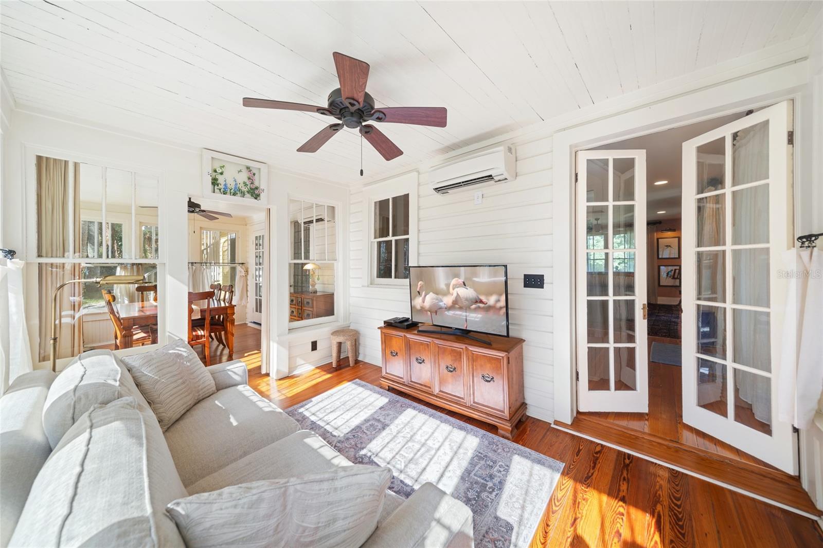 Image 17 of 100 For 241 Indian River Drive