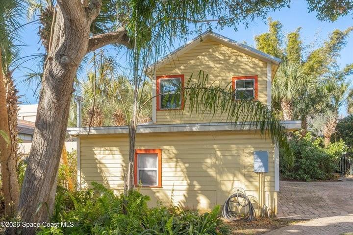 Image 18 of 100 For 241 Indian River Drive