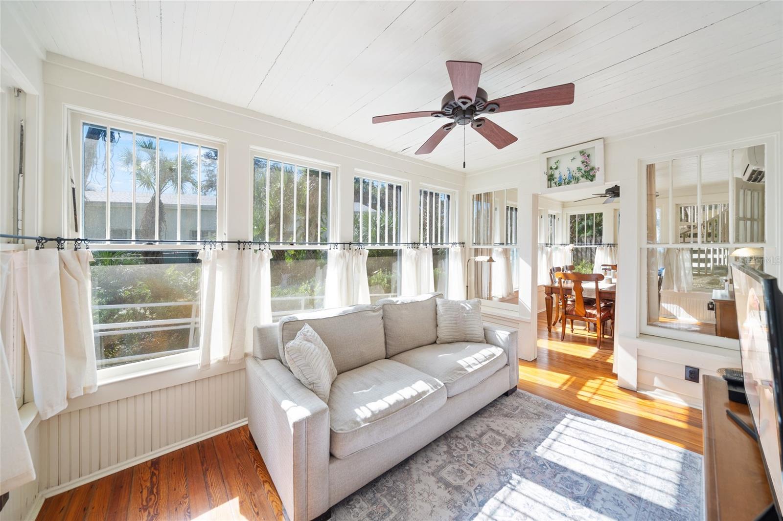 Image 28 of 100 For 241 Indian River Drive