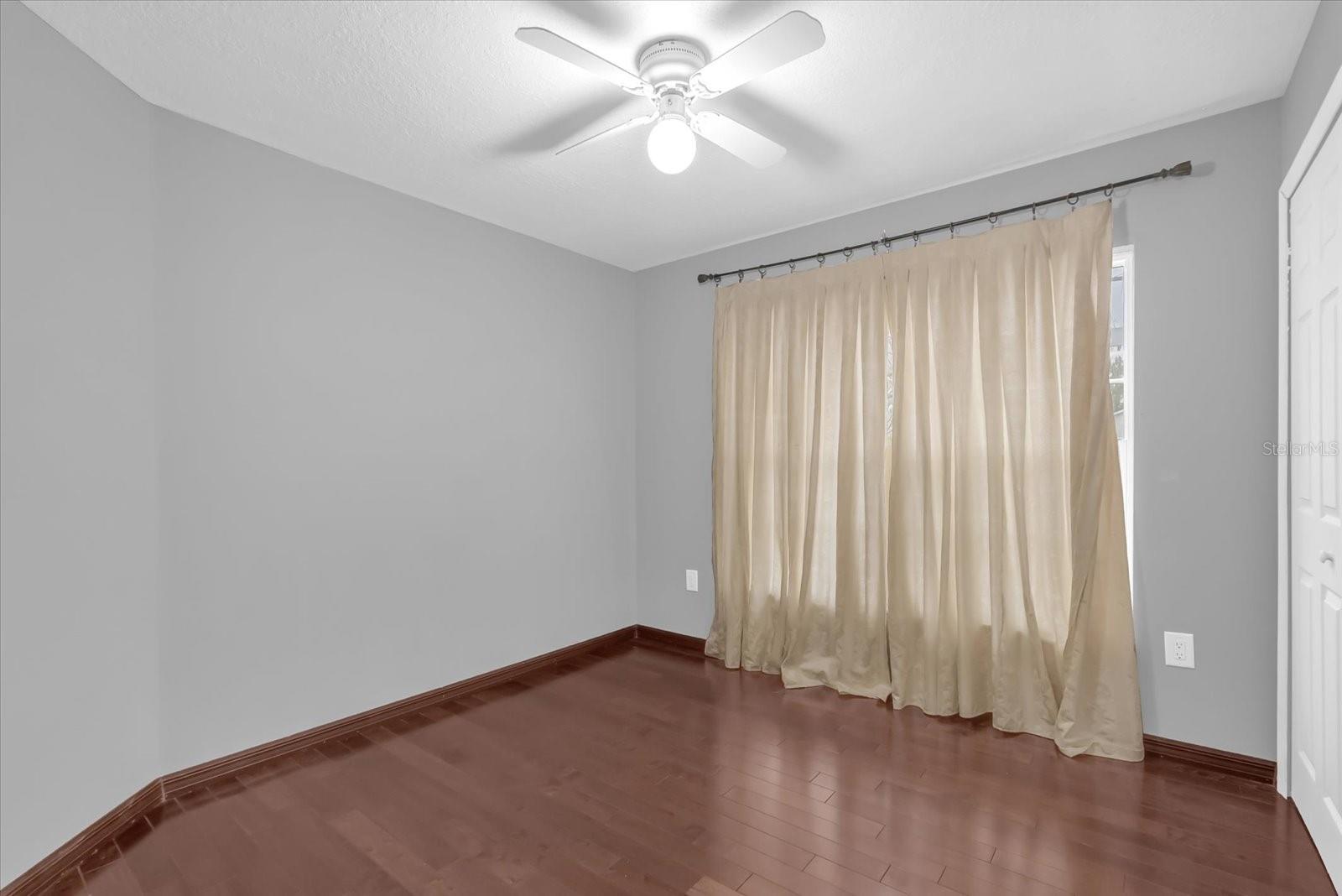 Image 15 of 32 For 405 Latonia Street