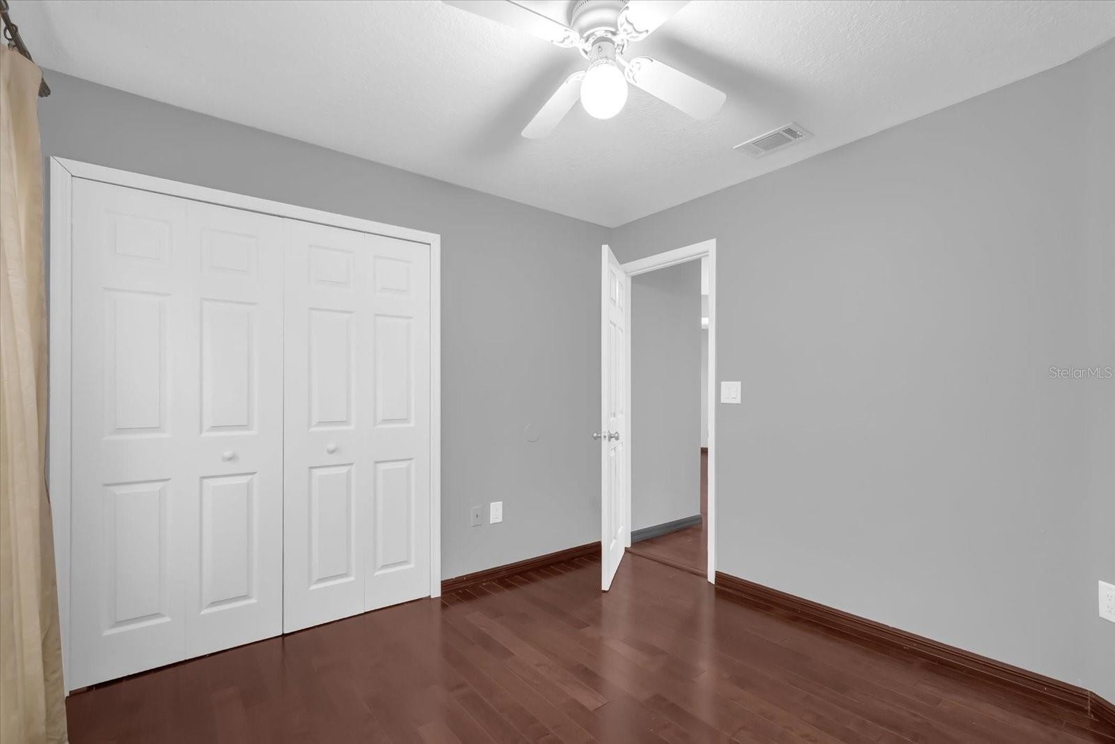 Image 16 of 32 For 405 Latonia Street