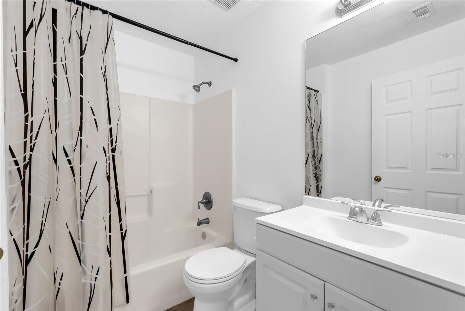 Image 21 of 32 For 405 Latonia Street