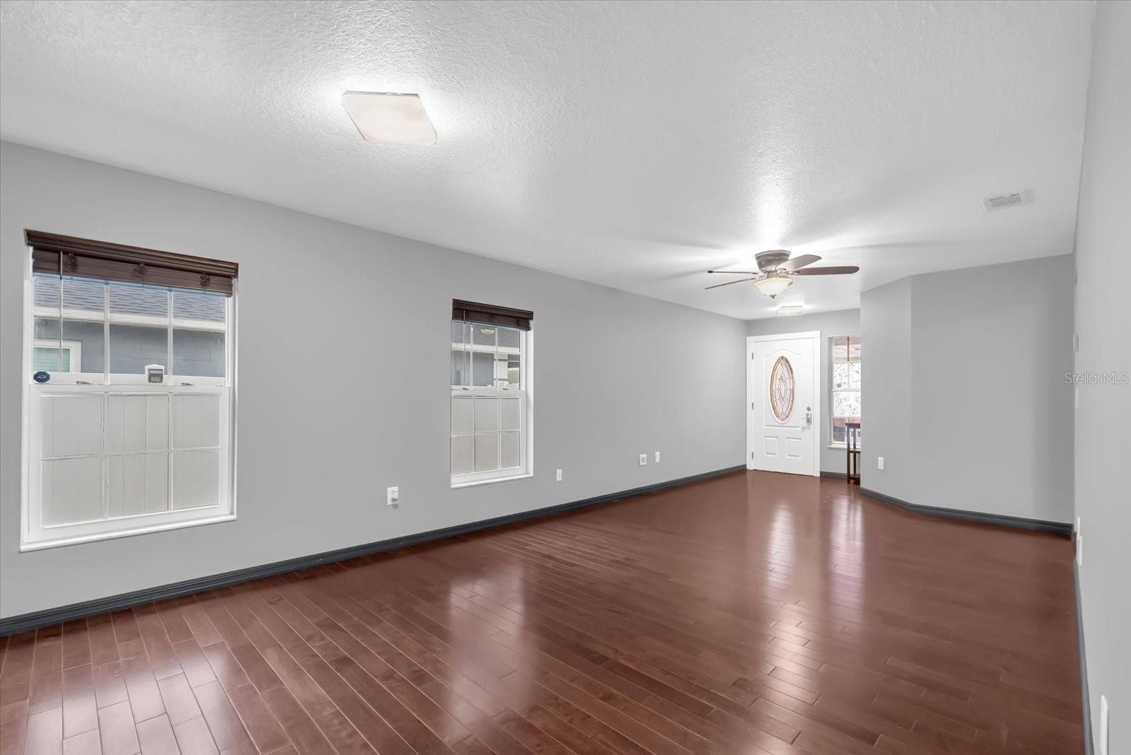 Image 9 of 32 For 405 Latonia Street