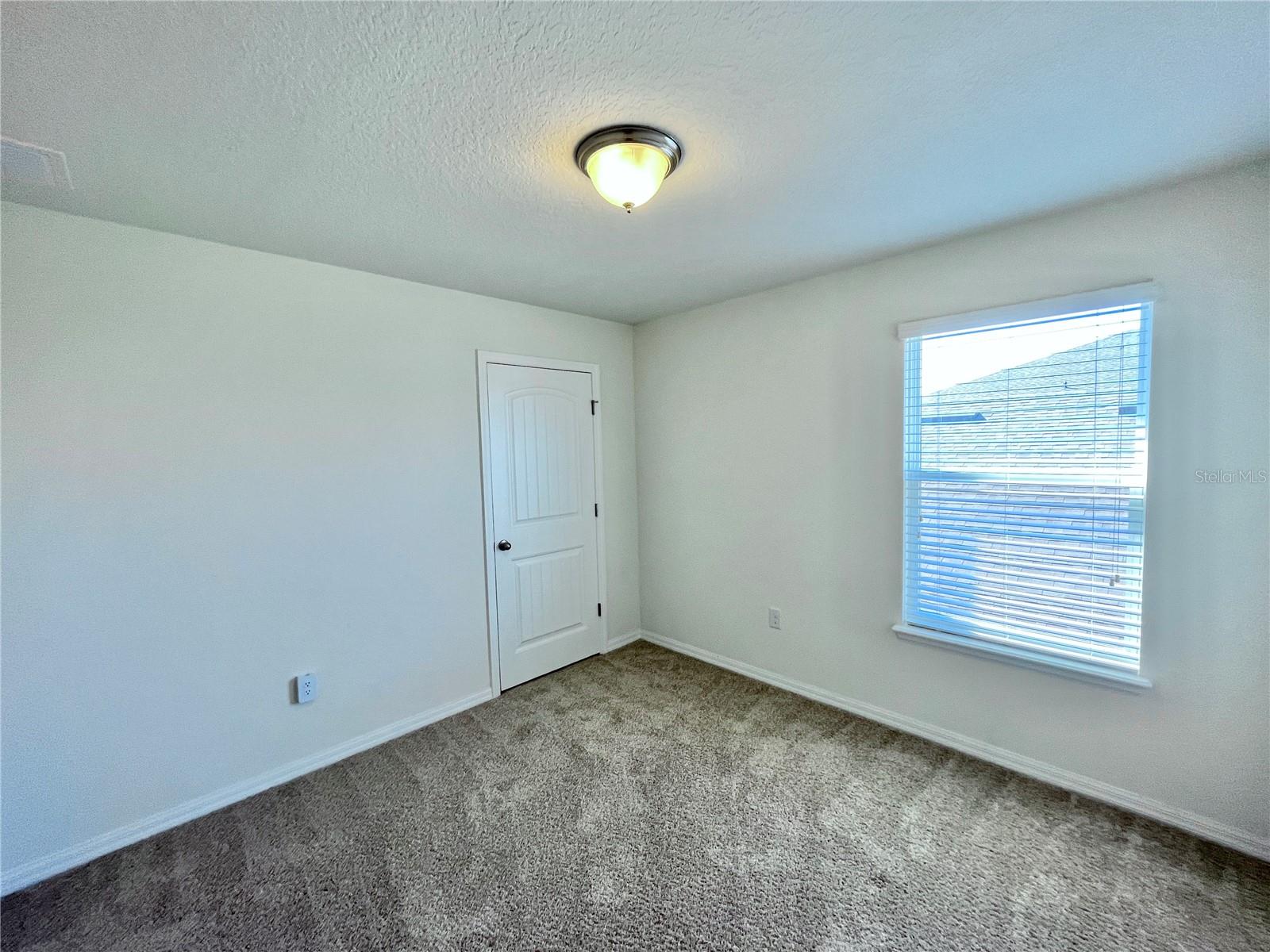 Image 20 of 24 For 1924 Siesta Falls Court