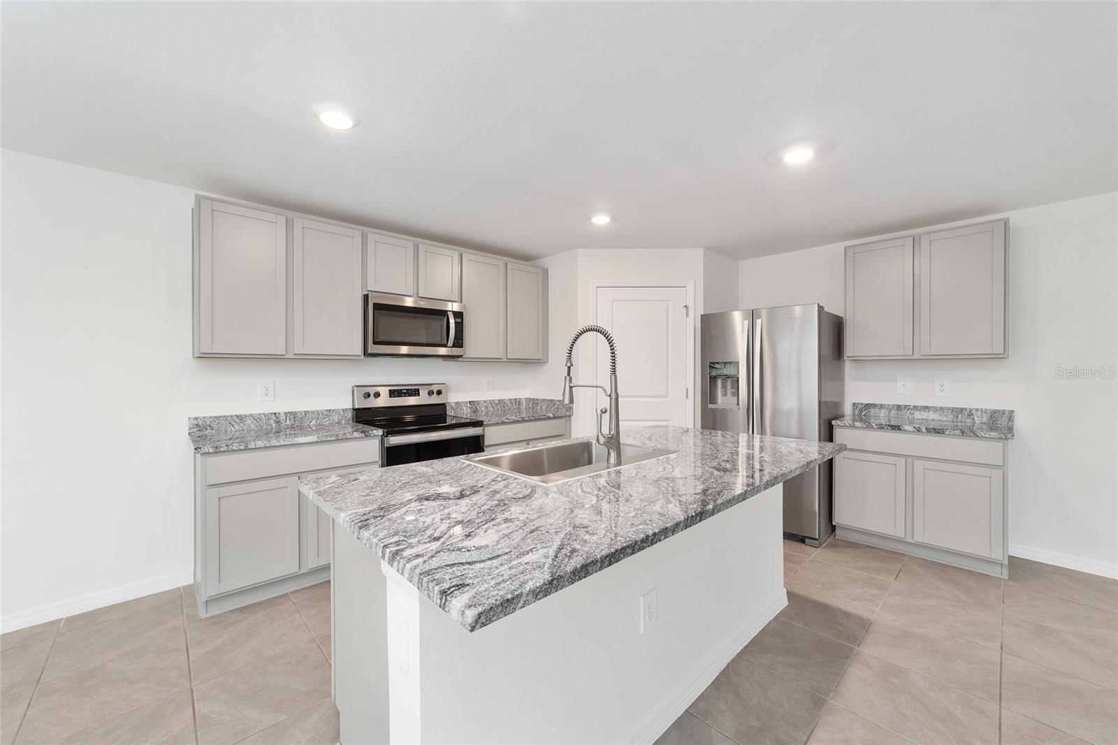 Image 23 of 52 For 8746 45th Court